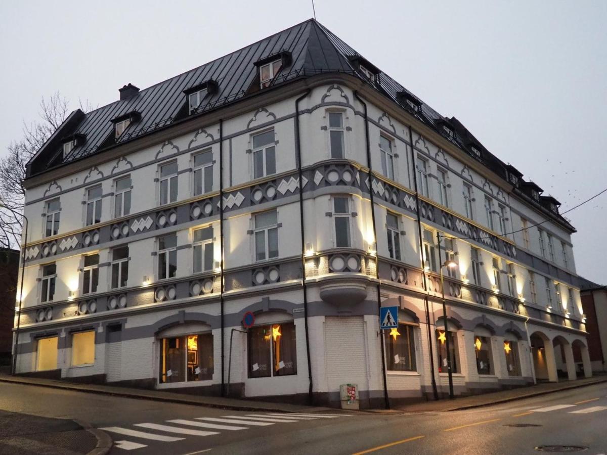 Henriks Hotell Skien Esterno foto