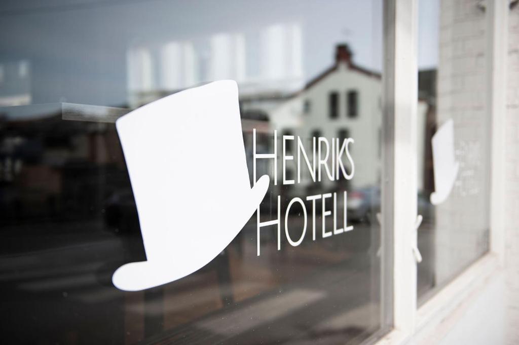 Henriks Hotell Skien Esterno foto
